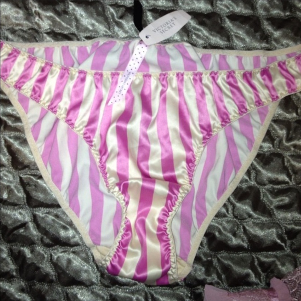 Striped VS panty